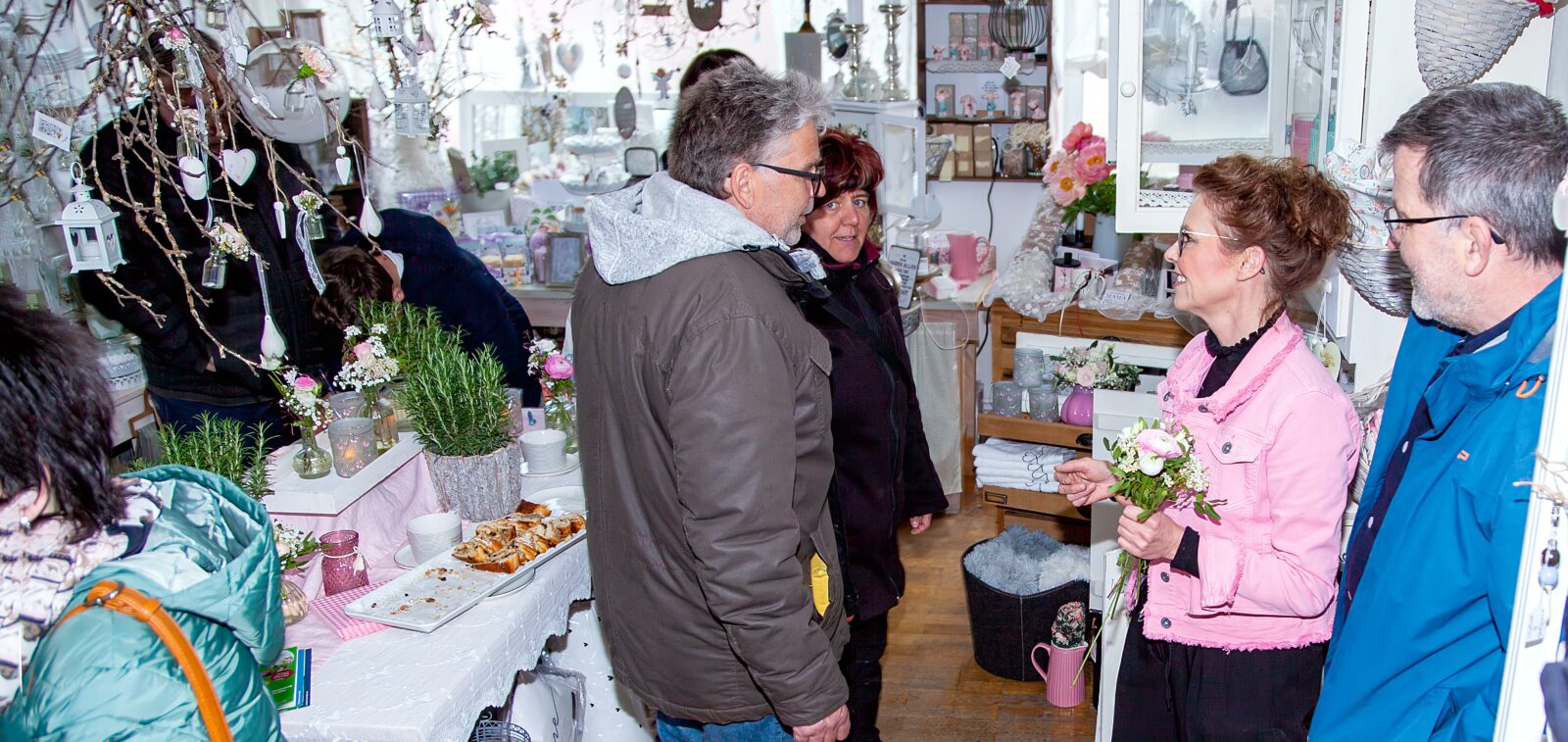 Dunninger Frühling 2024, Papier Rapp & Gänseblümchen, Foto: Fritz Rudolf